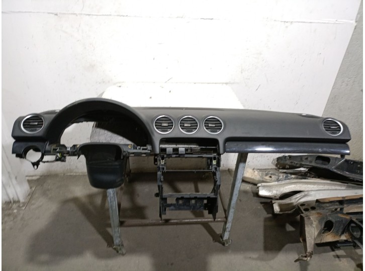 Recambio de salpicadero para audi a4 b6 descapotable (8h7) 1.8 t referencia OEM IAM  8H1857008B24A 