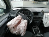 opel astra h berlina del año 2005