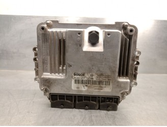 Recambio de centralita motor uce para renault megane iii grandtour (kz0/1) 1.9 dci (kz0j, kz0n, kz1s) referencia OEM IAM +237100