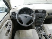 volvo v40 familiar del año 2003