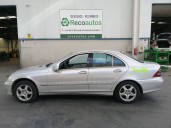 mercedes-benz clase c (w203) berlina del año 2004