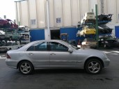 mercedes-benz clase c (w203) berlina del año 2004