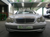 mercedes-benz clase c (w203) berlina del año 2004
