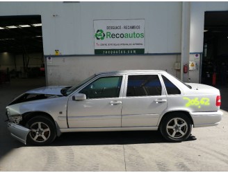 volvo s70 berlina del año 2000