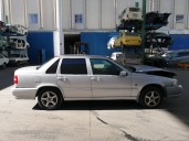 volvo s70 berlina del año 2000