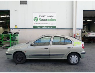 renault megane i fase 2 berlina (ba0) del año 2001