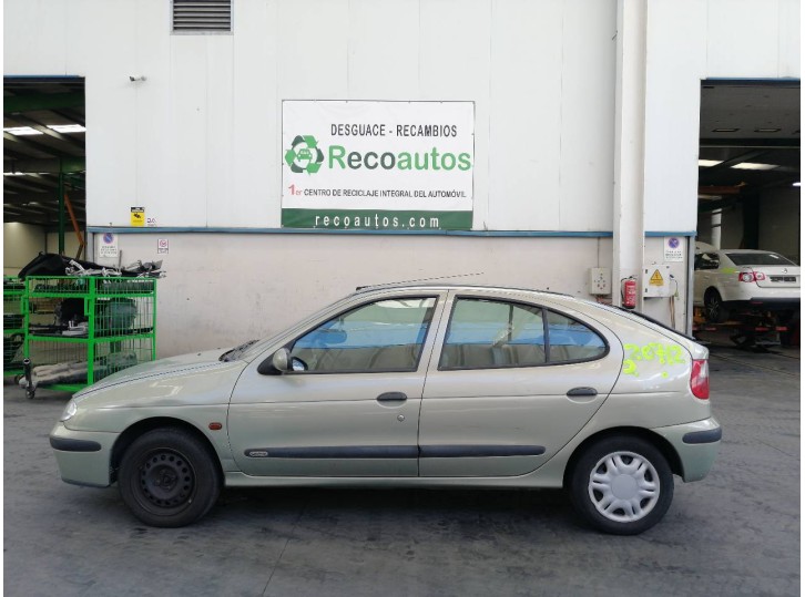 renault megane i fase 2 berlina (ba0) del año 2001