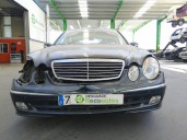 mercedes-benz clase e (w211) berlina del año 2005