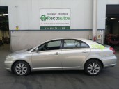 toyota avensis berlina (t25) del año 2004
