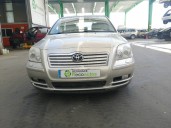 toyota avensis berlina (t25) del año 2004