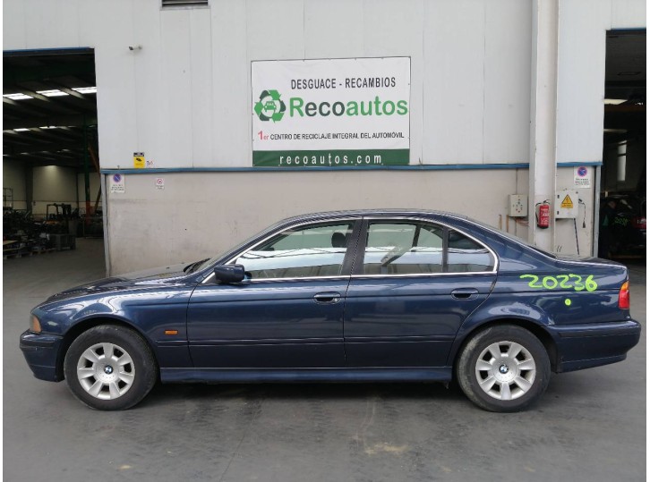 bmw serie 5 berlina (e39) del año 2001