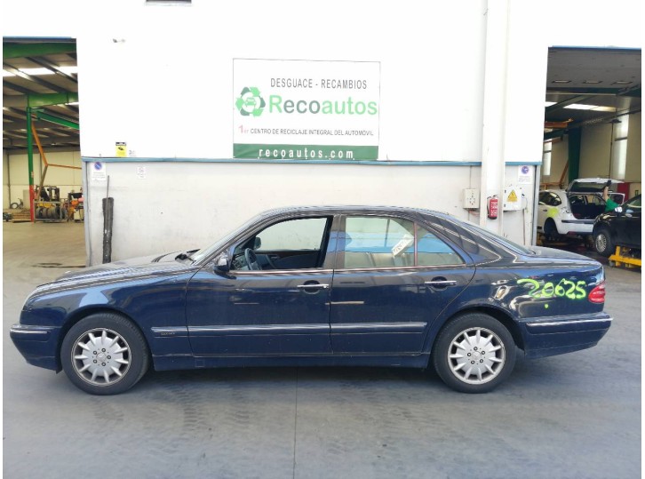 mercedes-benz clase e (w210) berlina diesel del año 1999
