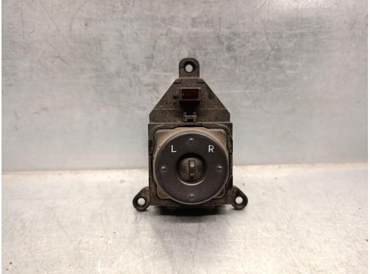 Recambio de mando retrovisor para kia soul i (am) 1.6 crdi 128 referencia OEM IAM 4864801110  