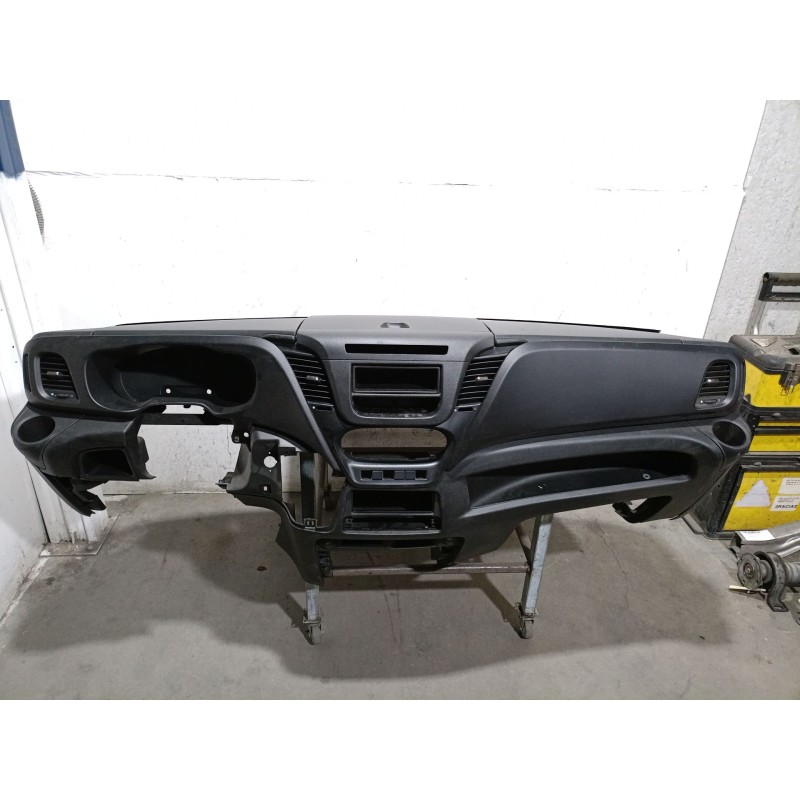 Recambio de salpicadero para iveco daily vi furgoneta 33s15, 35s15, 35c15 referencia OEM IAM  5801544416 