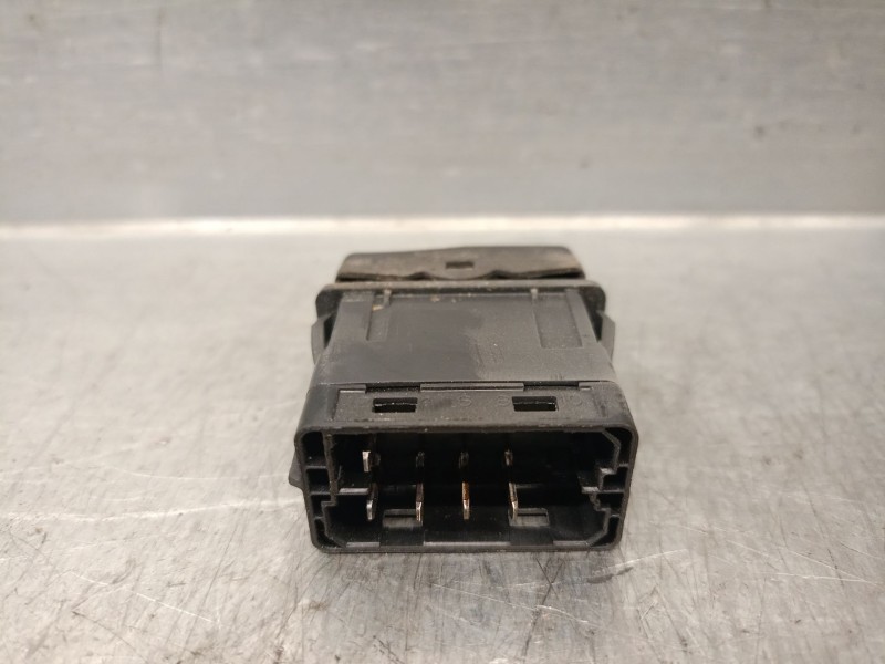 Recambio de interruptor para renault premium distribution referencia OEM IAM 5010589808 5010589808 
