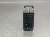 Recambio de interruptor para renault premium distribution referencia OEM IAM 7420851305  