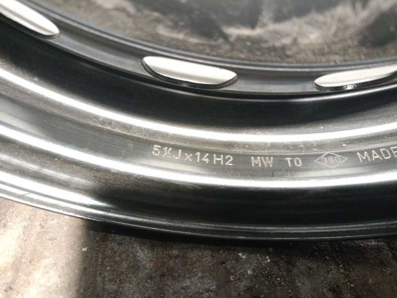 Recambio de llanta para renault twingo ii (cn0_) 1.2 (cn0d) referencia OEM IAM 8200449944 R1451/2JX14H2ET29 