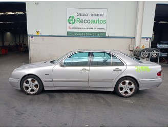 mercedes-benz clase e (w210) del año 2003