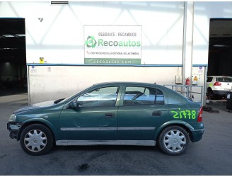 opel astra g hatchback (t98) del año 2001