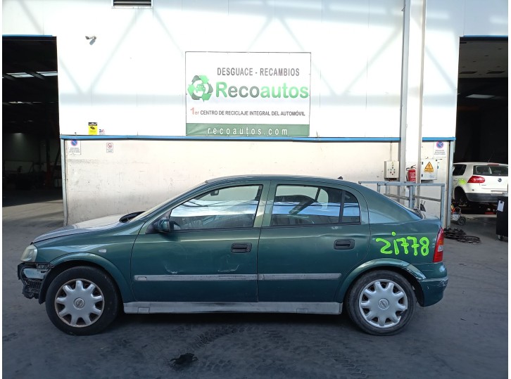 opel astra g hatchback (t98) del año 2001