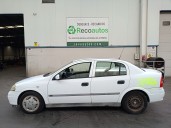 opel astra g sedán (t98) del año 2001