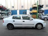 opel astra g sedán (t98) del año 2001