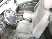 ford focus berlina (cak) del año 2003