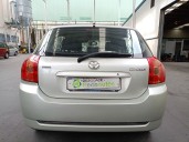 toyota corolla (_e12_) del año 2004