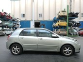 toyota corolla (_e12_) del año 2004