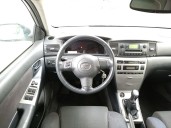 toyota corolla (_e12_) del año 2004