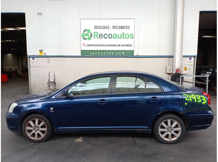toyota avensis sedán (_t25_) del año 2003