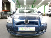 toyota avensis sedán (_t25_) del año 2003