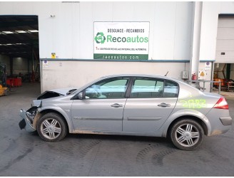 renault megane ii sedán (lm0/1_) del año 2003