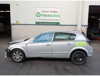 opel astra h (a04) del año 2009