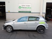 opel astra h (a04) del año 2009