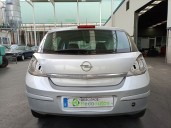 opel astra h (a04) del año 2009