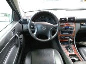 mercedes-benz clase c (w203) del año 2001