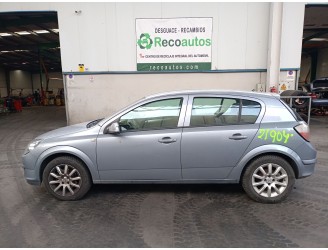 opel astra h (a04) del año 2004