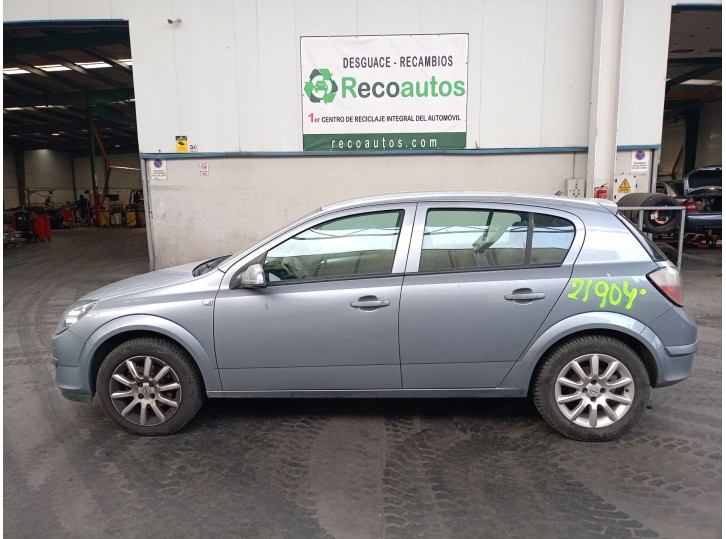 opel astra h (a04) del año 2004