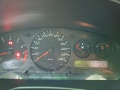 nissan primera hatchback (p11) del año 2000