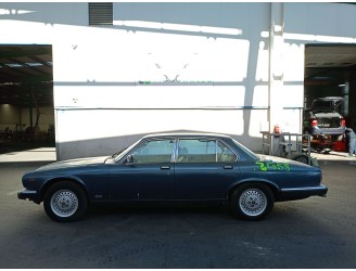 jaguar xj del año 1986