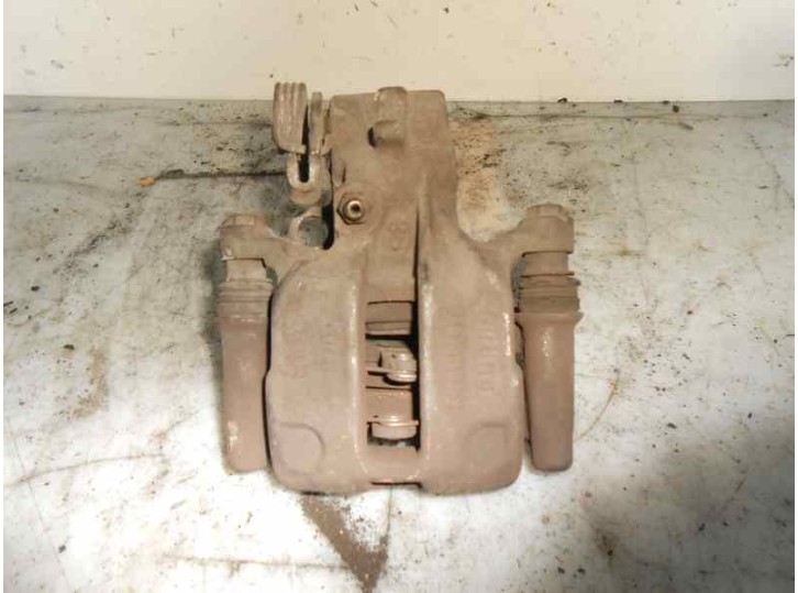 Replacement rear left brake caliper for Audi 100 Saloon (C4) 2.5 TDI OEM IAM reference GIRLING