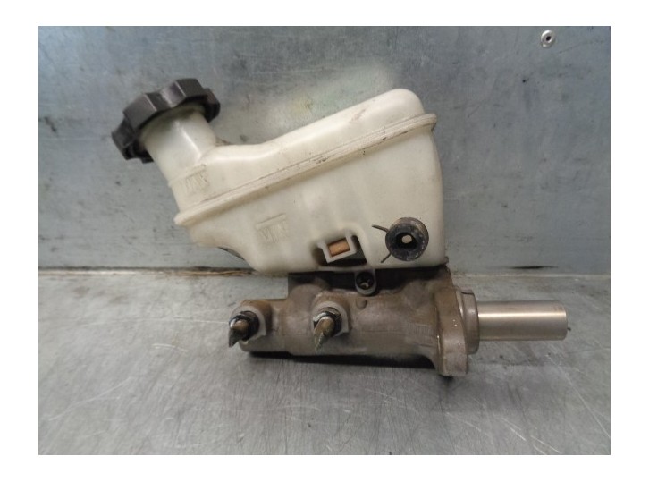 Recambio de bomba freno para kia soul 1.6 cat referencia OEM IAM 585102K800 585102K800 221993 MANDO