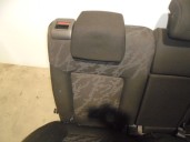 Recambio de asientos traseros para peugeot 3008 allure referencia OEM IAM 4019857 TELA NEGRA Y GRIS 5 PUERTAS