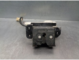 Replacement boot / tailgate lock for mazda 5 saloon (cr) 2.0 diesel cat OEM IAM reference C24362310A 2+2 PINS 