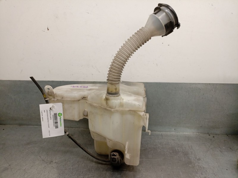 Recambio de deposito limpia para lexus is 200 (ds2/is2) d-cat referencia OEM IAM 060851138  