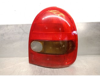 Recambio de piloto trasero derecho para opel corsa b (s93) 1.4 i 16v (f08, f68, m68) referencia OEM IAM 1222034 1222034 