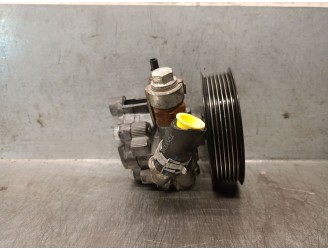 Recambio de bomba servodireccion para toyota avensis (_t25_) 2.0 (azt250_) referencia OEM IAM 4431005090 4431005090 