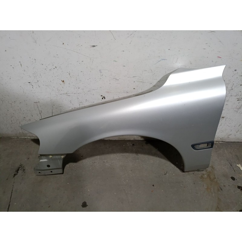 Recambio de aleta delantera izquierda para volvo s60 i (384) 2.4 referencia OEM IAM  30796492 