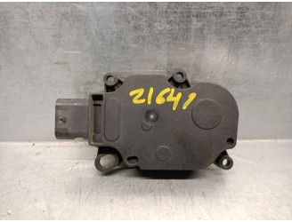 Recambio de motor apertura trampillas climatizador para renault captur i (j5_, h5_) 1.5 dci 90 referencia OEM IAM 6466R330  